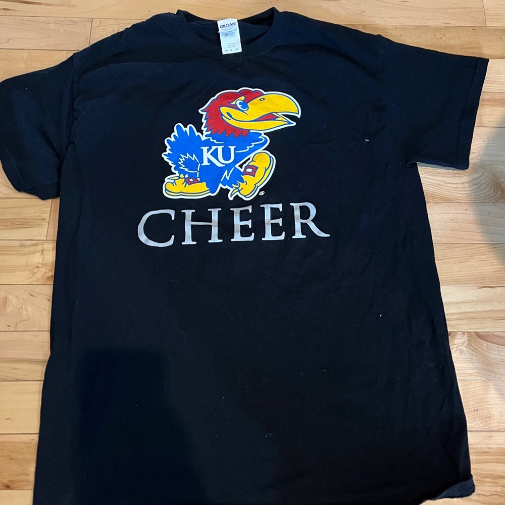 KU Jayhawk Cheerleading T-Shirt size Medium